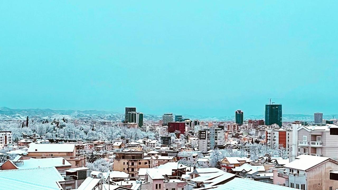 Hotel Drinos Tirana Buitenkant foto