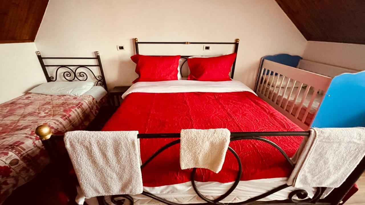 Hotel Drinos Tirana Buitenkant foto